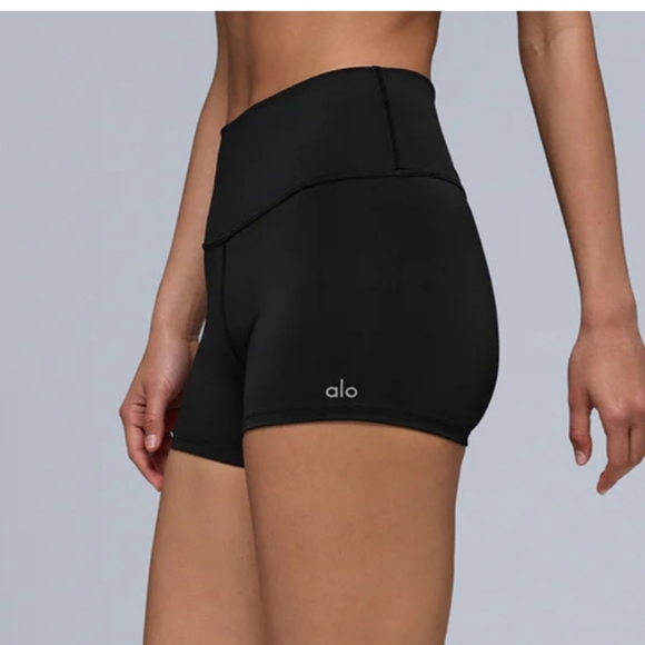 ALO Yoga Spandex Shorts - Picture 1 of 6